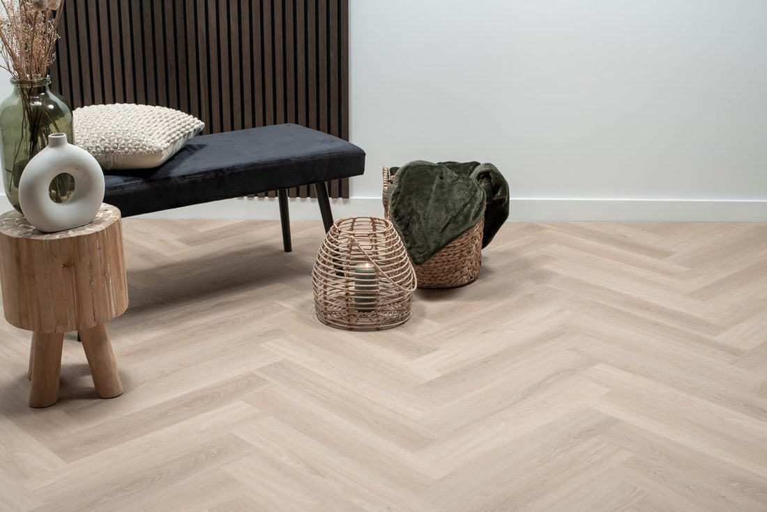 Floer Puur Eiken Visgraat Click PVC FLR - 3932 - Solza.nl