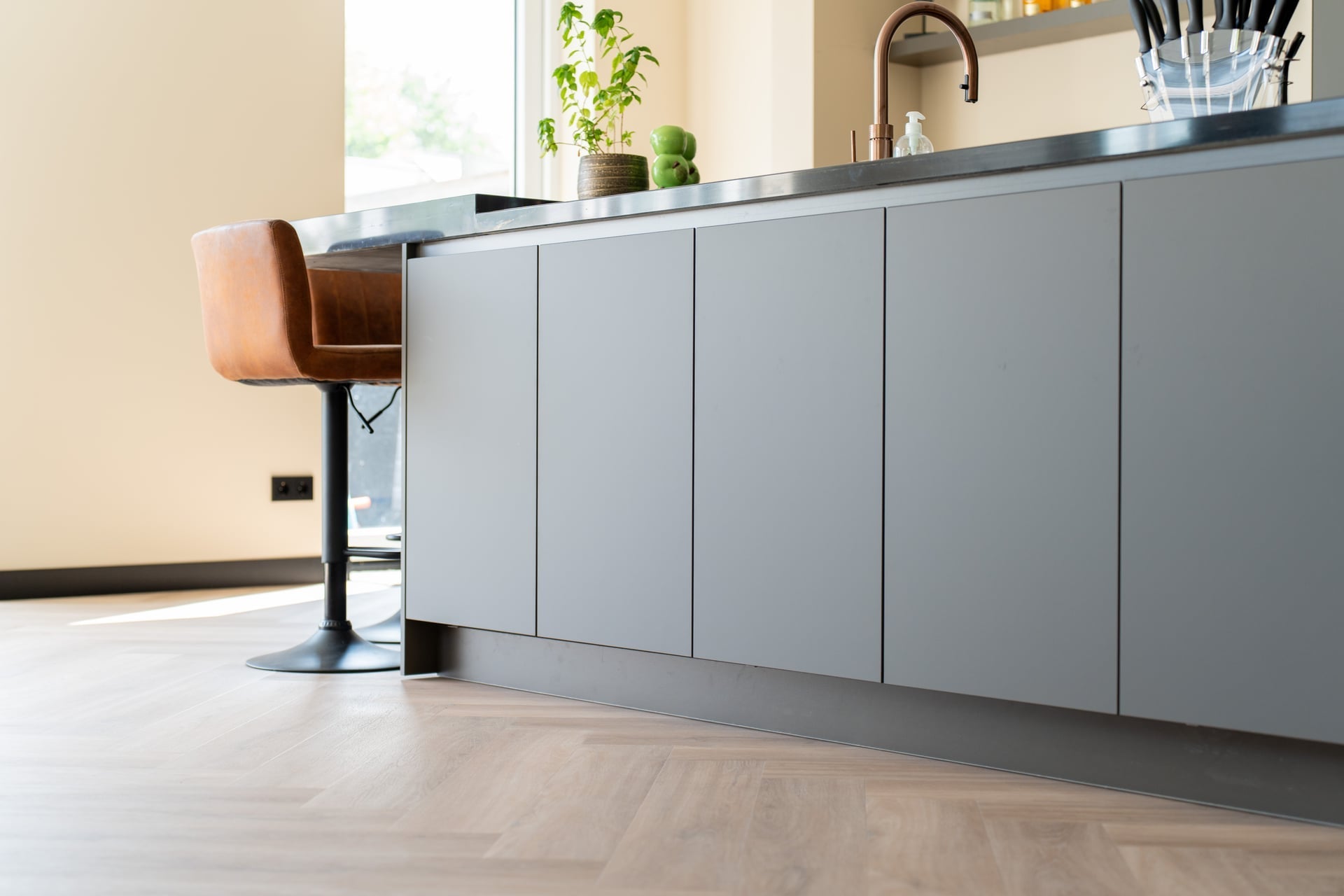 Solza Walvisgraat Plak PVC Como Crème - ULTRAMAT - SLZ - 5021 - Solza.nl