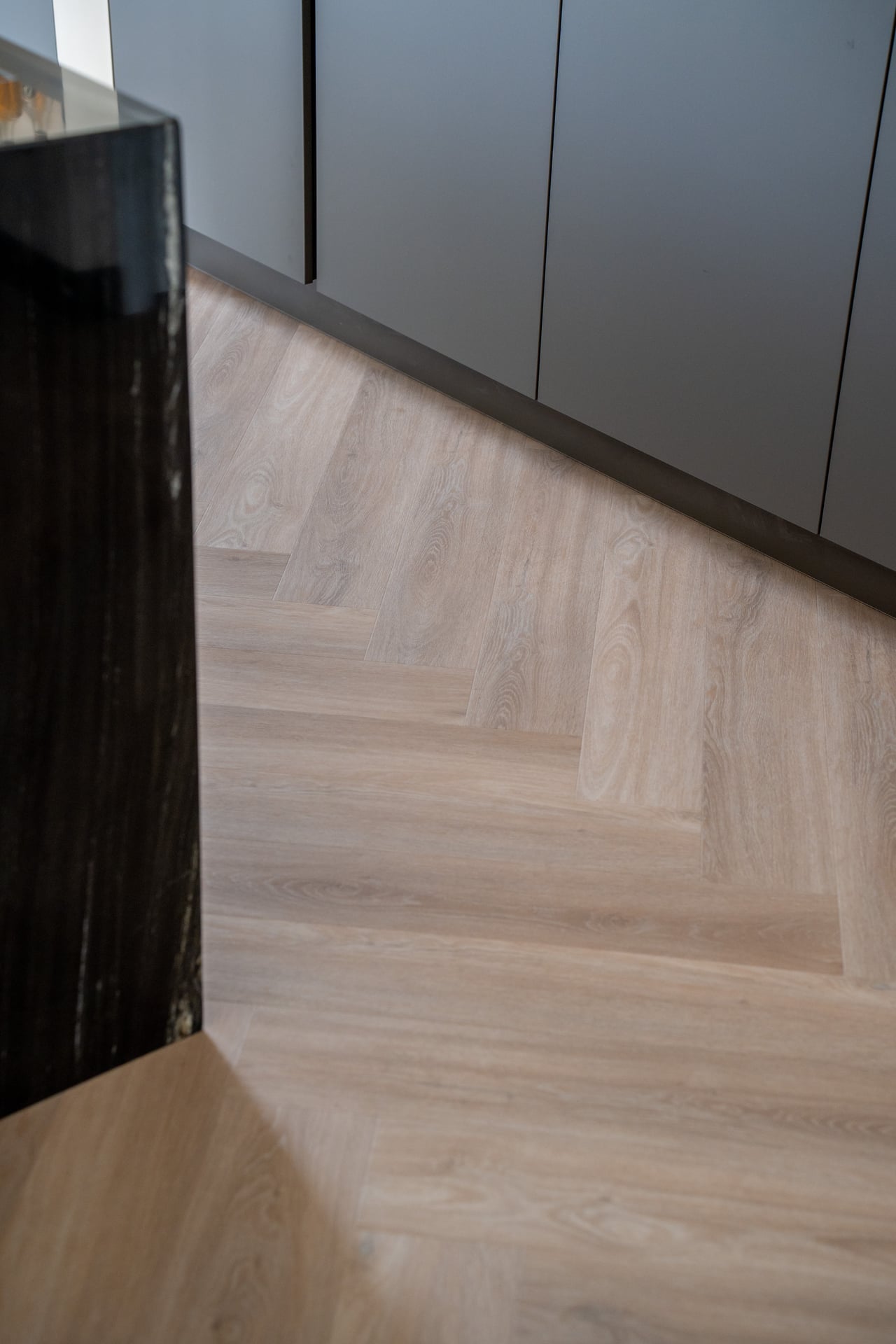 Solza Walvisgraat Plak PVC Como Crème - ULTRAMAT - SLZ - 5021 - Solza.nl