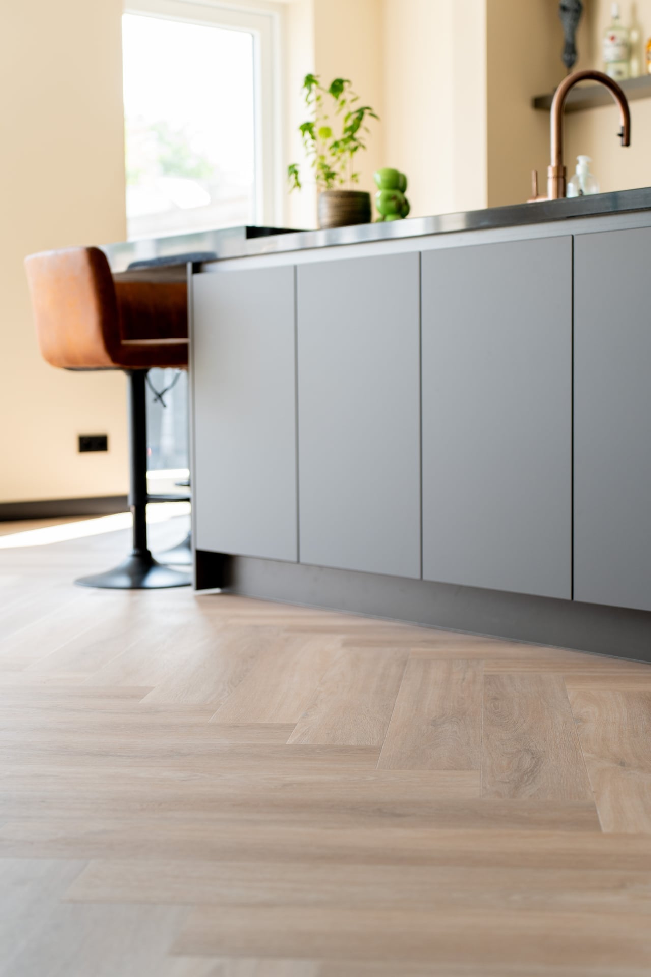 Solza Walvisgraat Plak PVC Como Crème - ULTRAMAT - SLZ - 5021 - Solza.nl