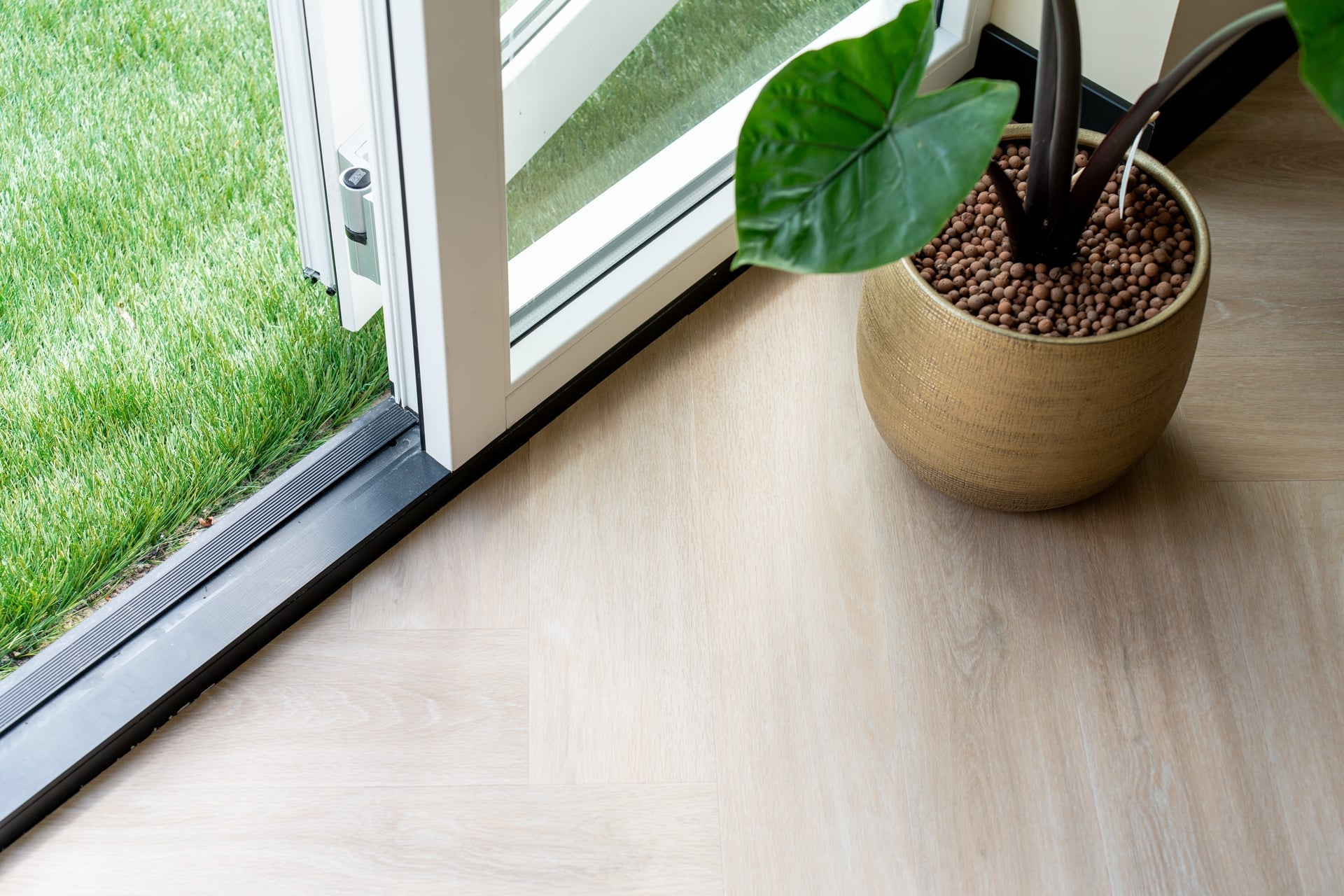 Solza Walvisgraat Plak PVC Como Crème - ULTRAMAT - SLZ - 5021 - Solza.nl