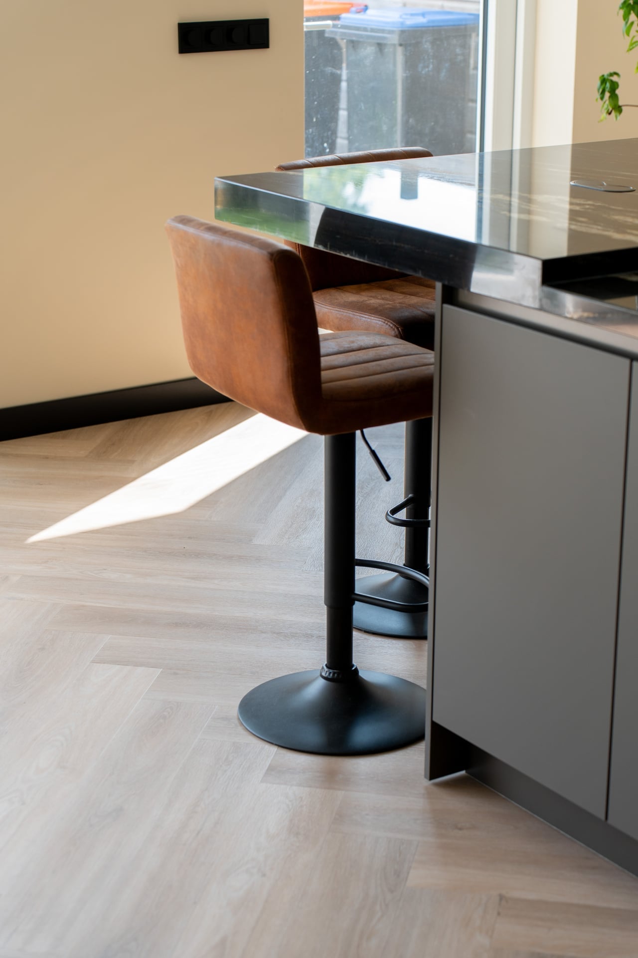 Solza Walvisgraat Plak PVC Como Crème - ULTRAMAT - SLZ - 5021 - Solza.nl
