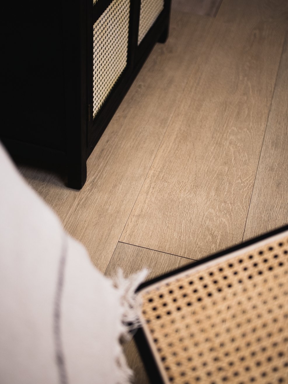 Yzina Keramisch Parket 25x150cm Amsterdam Wood Noten - Solza.nl