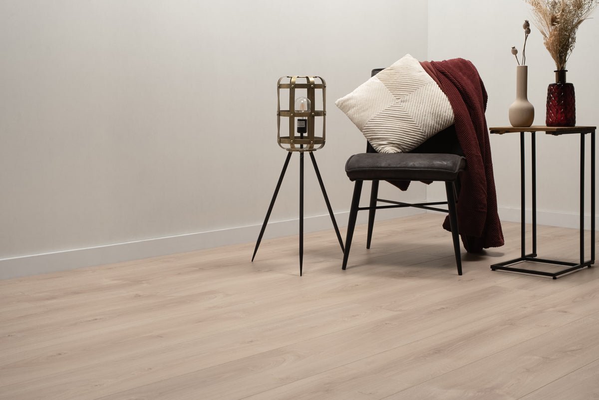 Stratifié hybride huilé blanc Floer Authentic FLR-1709