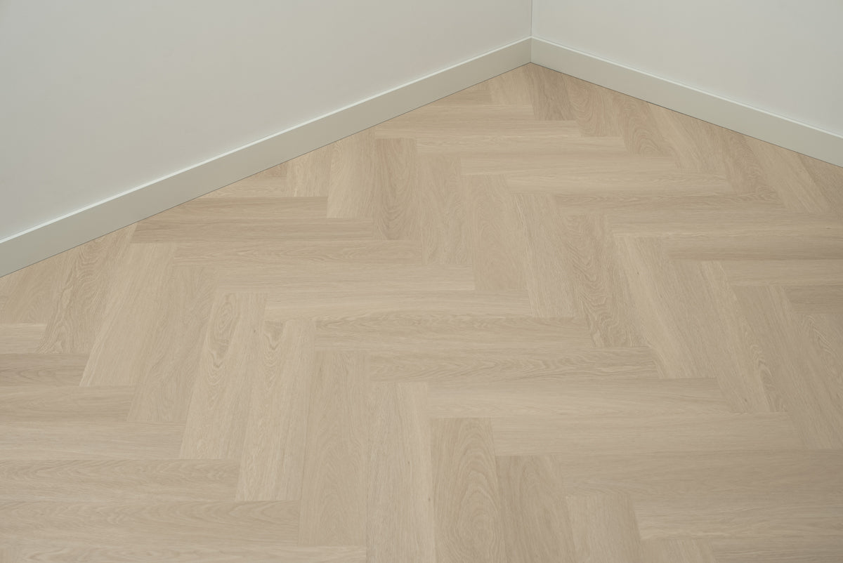 Floer Beige Eiken Visgraat Plak PVC FLR - 3512 - Solza.nl