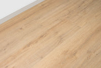 Floer Grave Golden Brown Oak Hybrid Laminate Cities FLR-1417