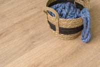 Floer Grave Golden Brown Oak Hybrid Laminate Cities FLR-1417