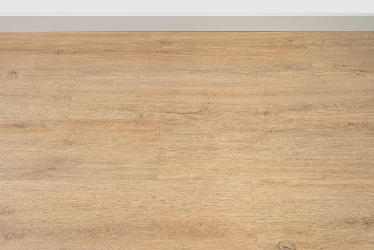 Floer Grave Golden Brown Oak Hybrid Laminate Cities FLR-1417