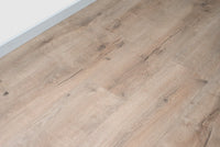 Stratifié hybride chêne brun clair Floer Leiden Cities FLR-1418