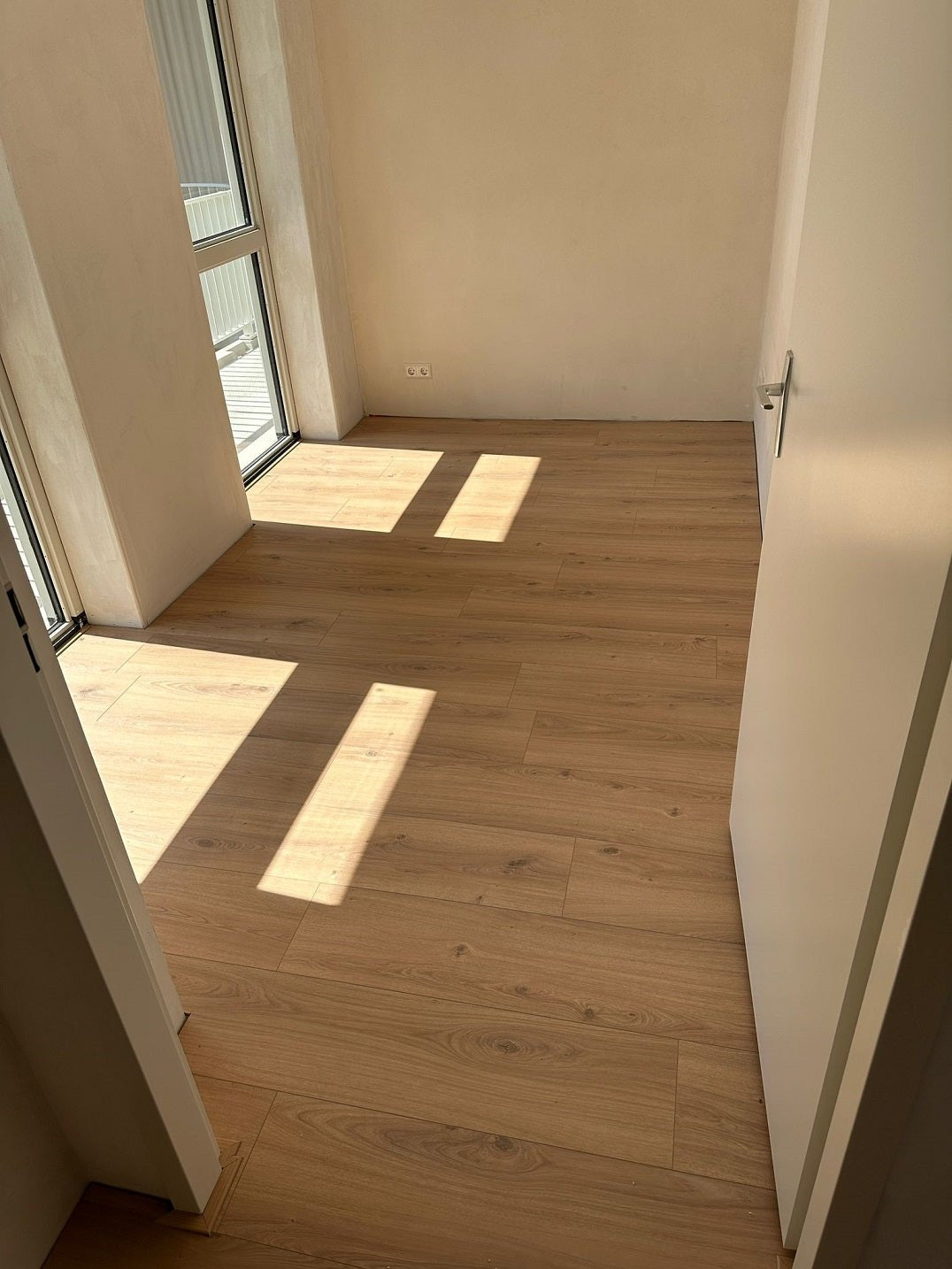 Stratifié hybride chêne non traité Floer Oss Cities FLR-1420