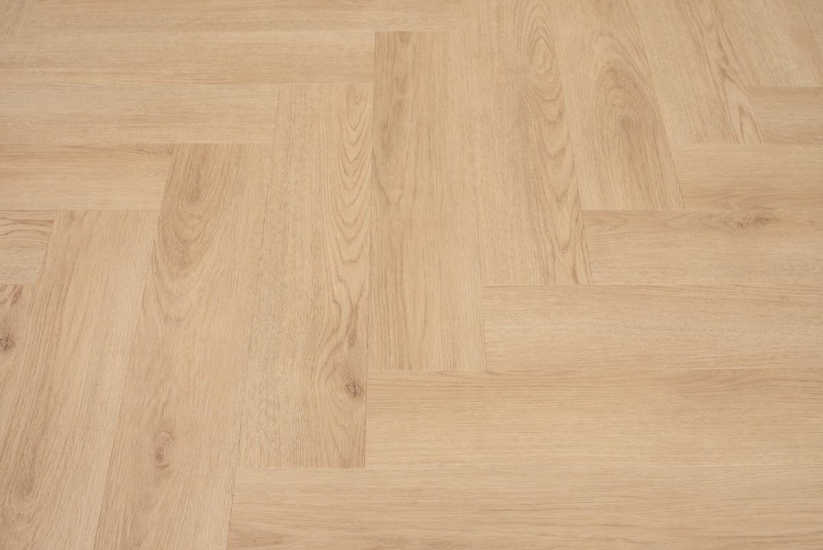 Plancher à chevrons PVC Chêne naturel FLR-3513 MEGAMAT - Bryde Brown Herringbone