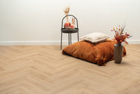Plancher à chevrons PVC Chêne naturel FLR-3513 MEGAMAT - Bryde Brown Herringbone