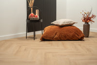 Plancher à chevrons PVC Chêne naturel FLR-3513 MEGAMAT - Bryde Brown Herringbone