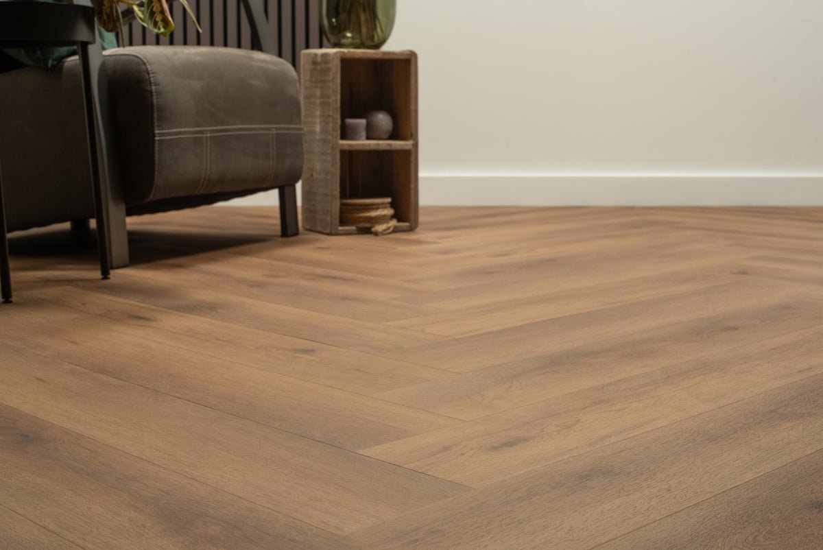 Floer Herringbone Click PVC Narwhal Nut Brown FLR-3912 - MEGAMAT