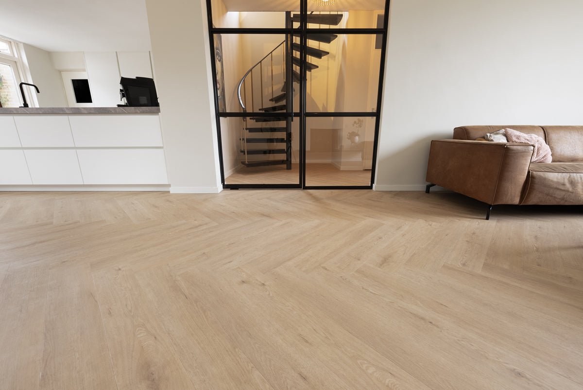 Floer Walvisgraat Plak PVC Gaia Grijsbeige FLR-3527