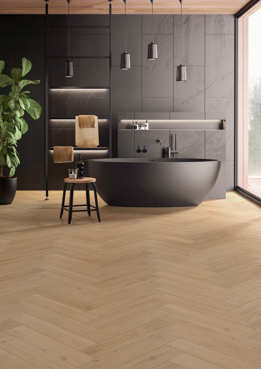 Floer Zandgrijs Eiken Hybride Laminaat Visgraat FLR - 1625 - Solza.nl