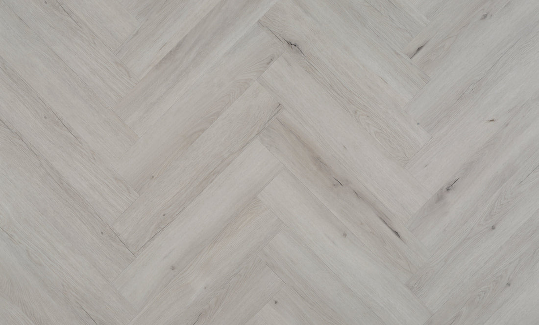 ParquetVinyl Mantaro Fossil - Visgraat Click PVC - 125 x 625 mm - MAN-HB-5611-IB - Solza.nl