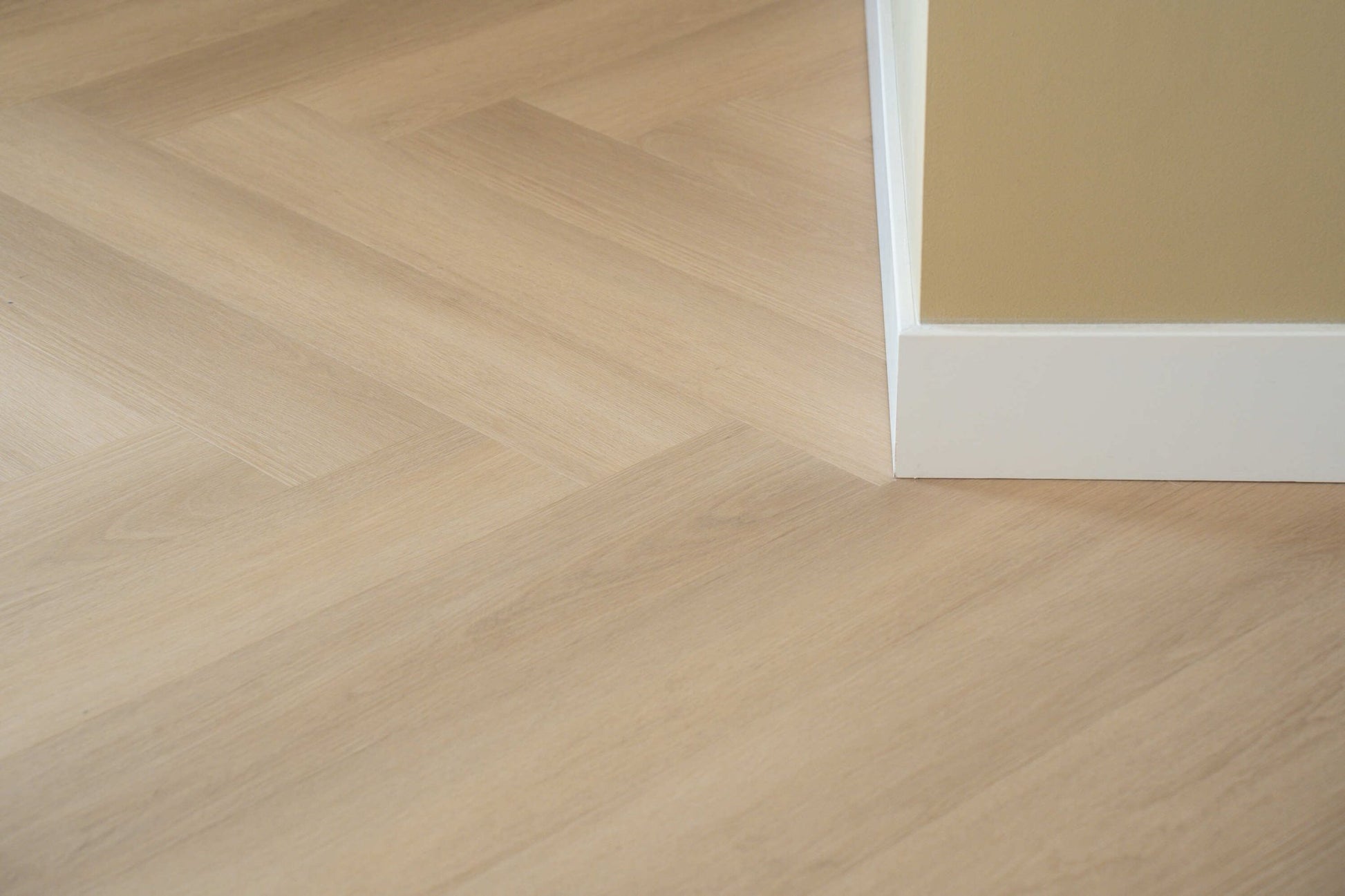 Solza Parma Panna - Walvisgraat Plak PVC - ULTRAMAT - SLZ - 6021 - Solza.nl